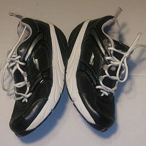 AVIA WOMENS AVI-MOTION FITNESS SNEAKERS SIZE 7